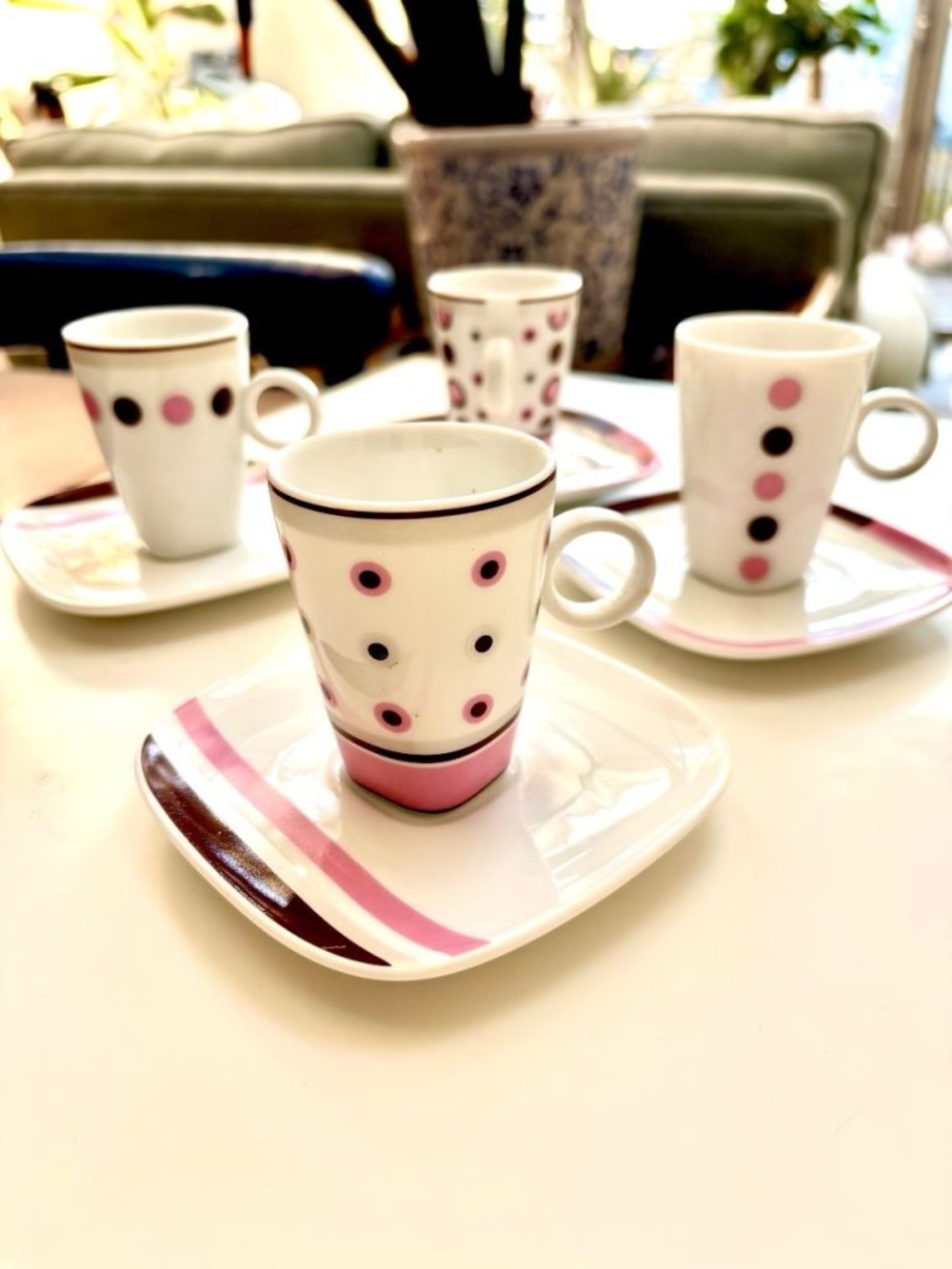 Set of 4 Maxwell Williams Designer Espresso Mini Mug Set White Pink Brown Black